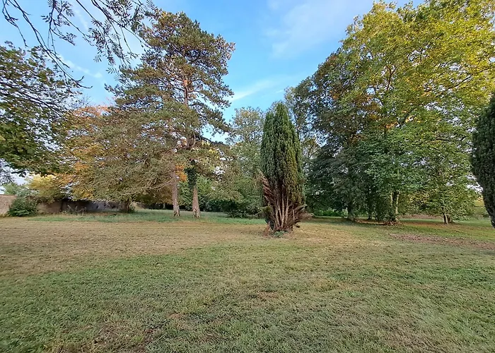 Chateau Des Aulnes 4* Bouconville-sur-Madt